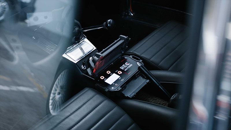 Rec Motion Rugged Vehicle Tracker in Car